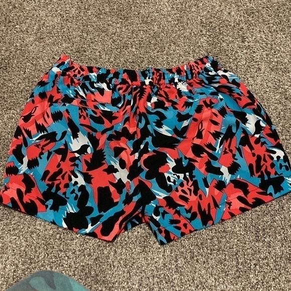 W118 Walter Baker size Small shorts - Picture 4 of 5